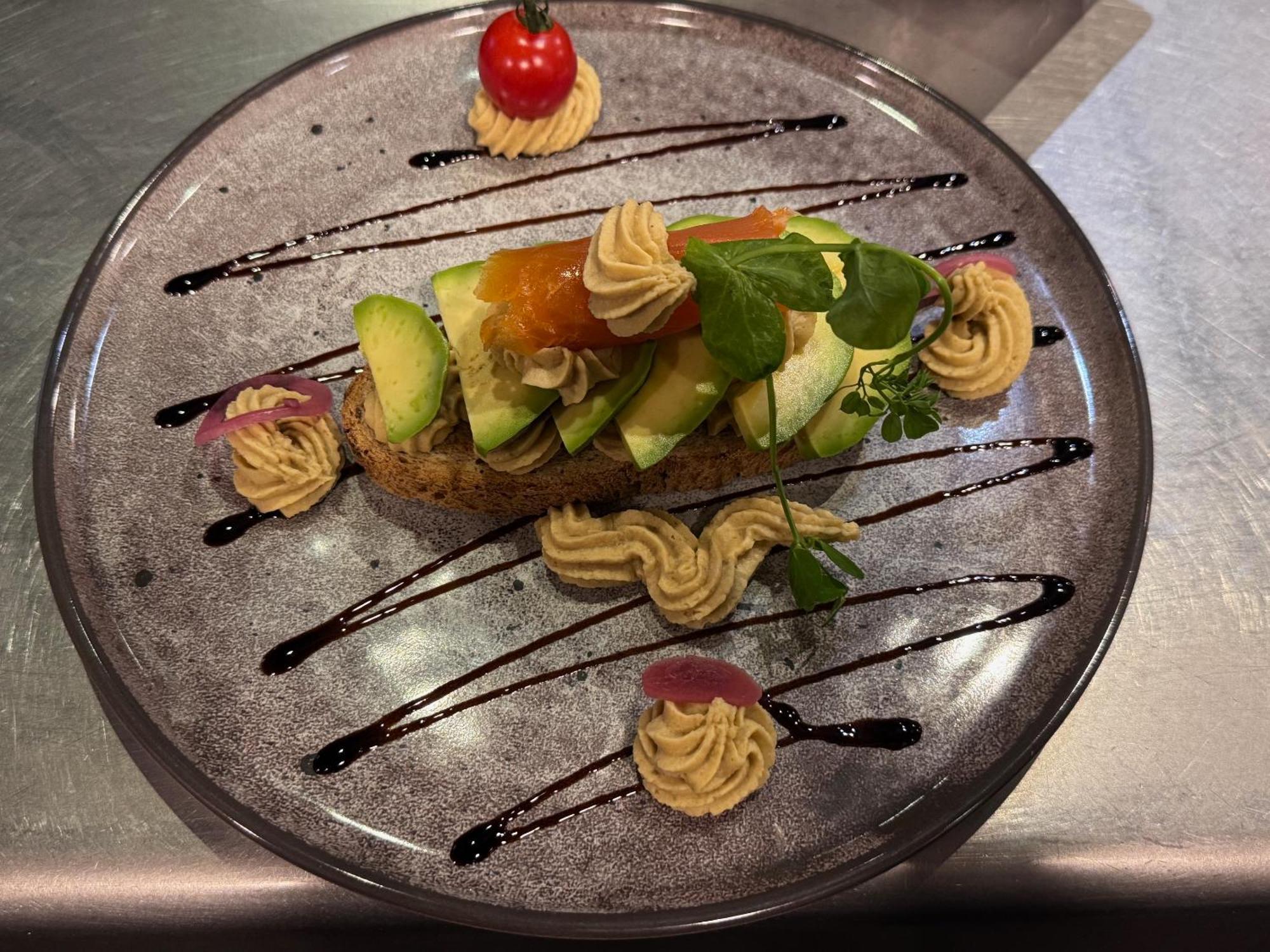 Logis Hotel Restaurant De La Paix Lodève Εξωτερικό φωτογραφία